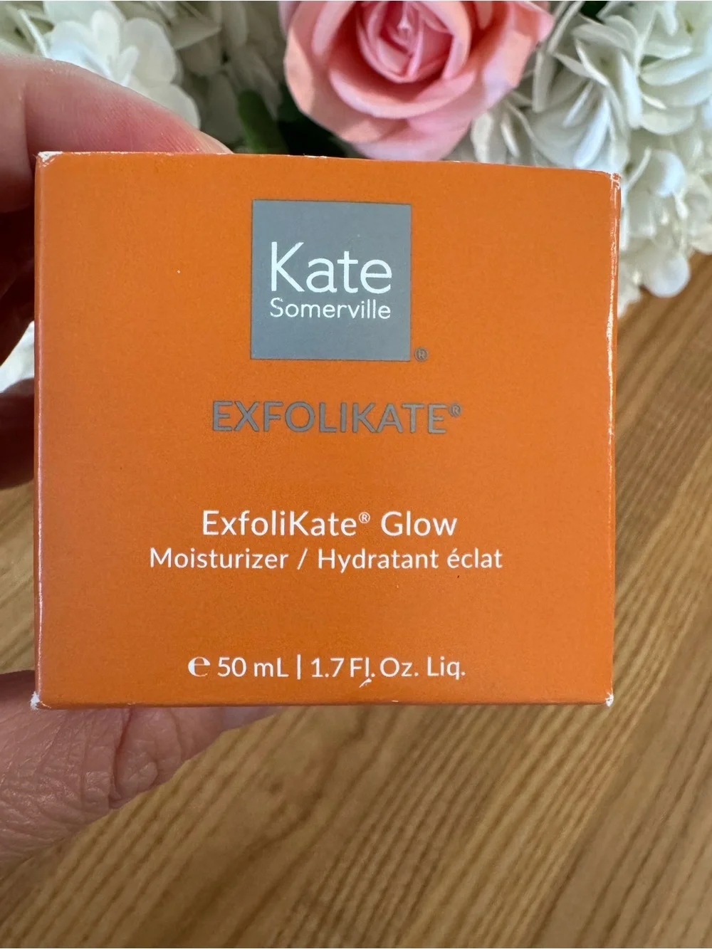 Kate Somerville Moisturizer Jar in White & Orange